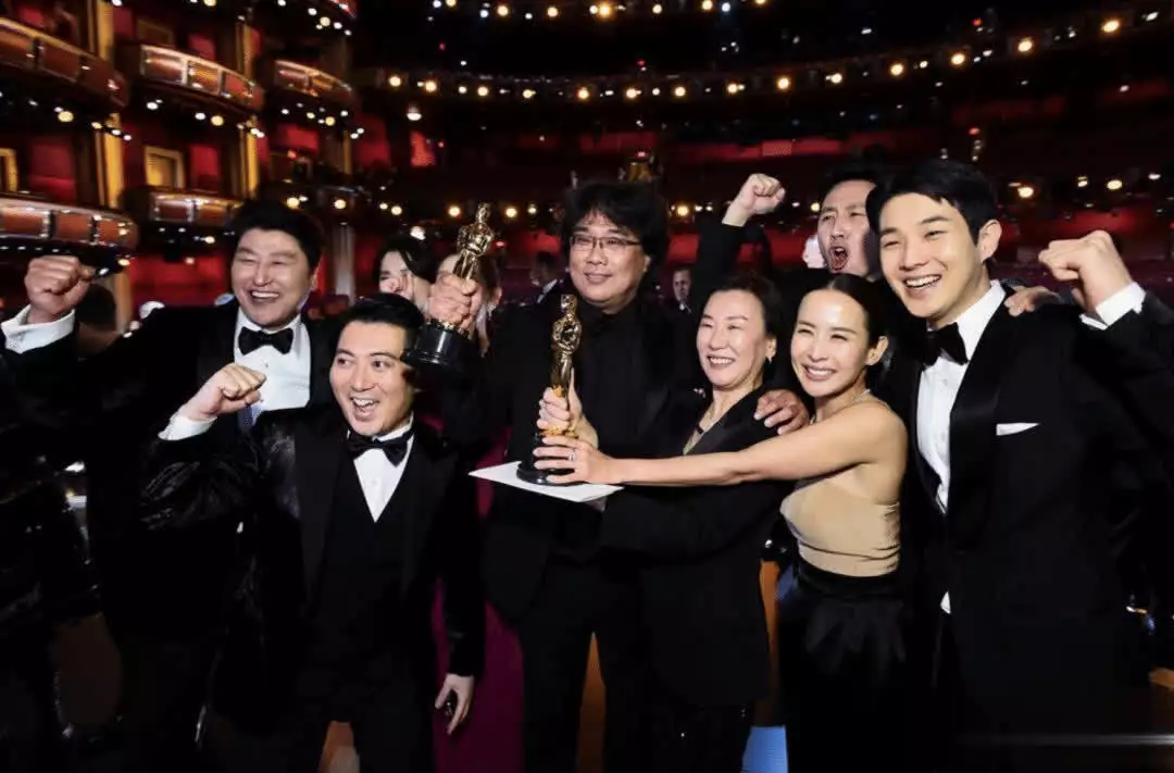 奉俊昊导演作品介绍（奉