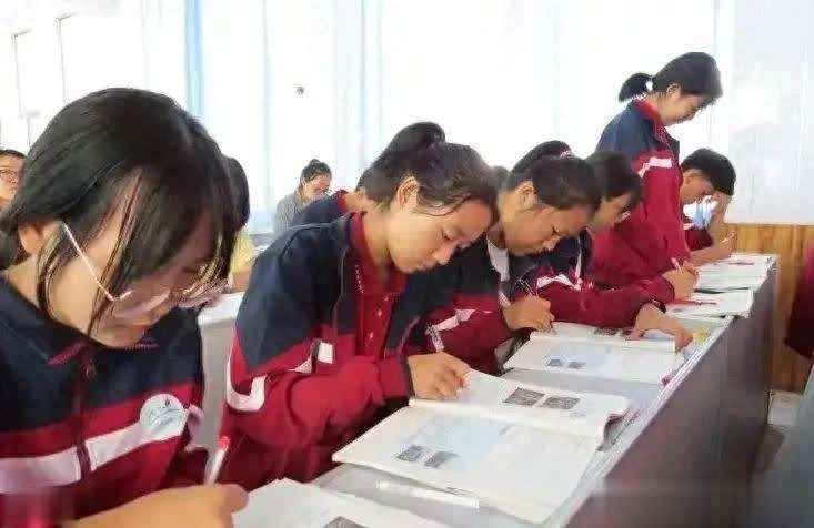 高中物理与数学学习难度对比分析_【快资讯】