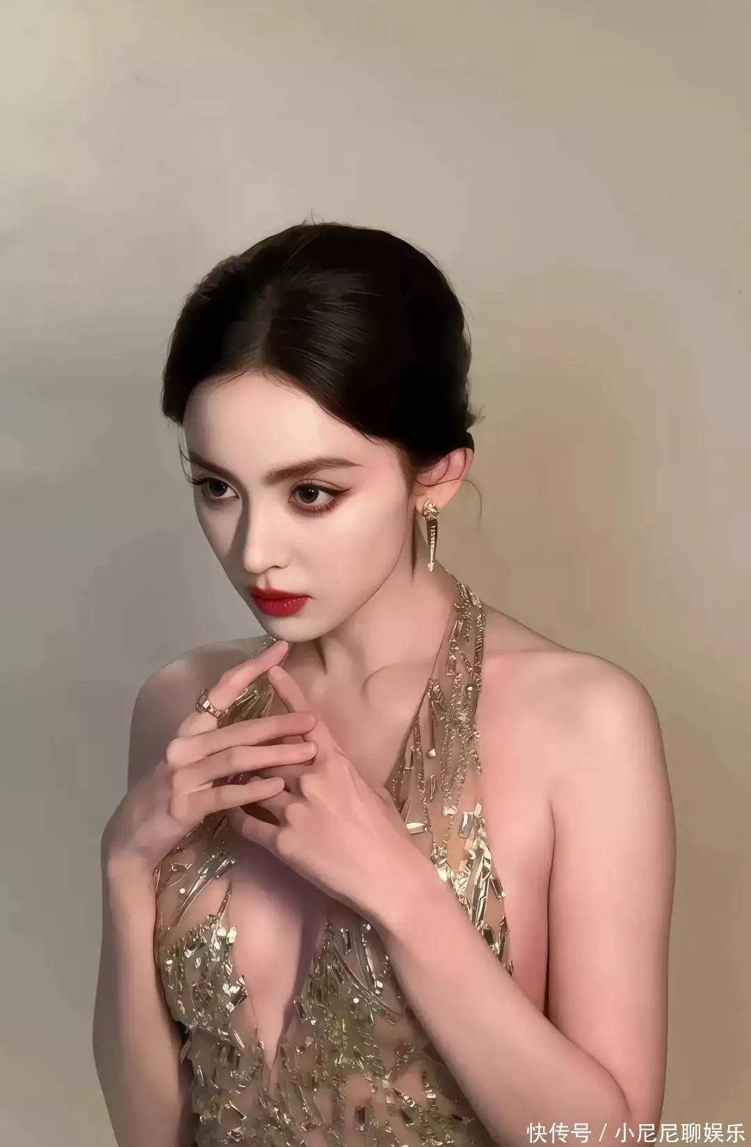 古力娜扎：她的美，怎么越看越有味道？