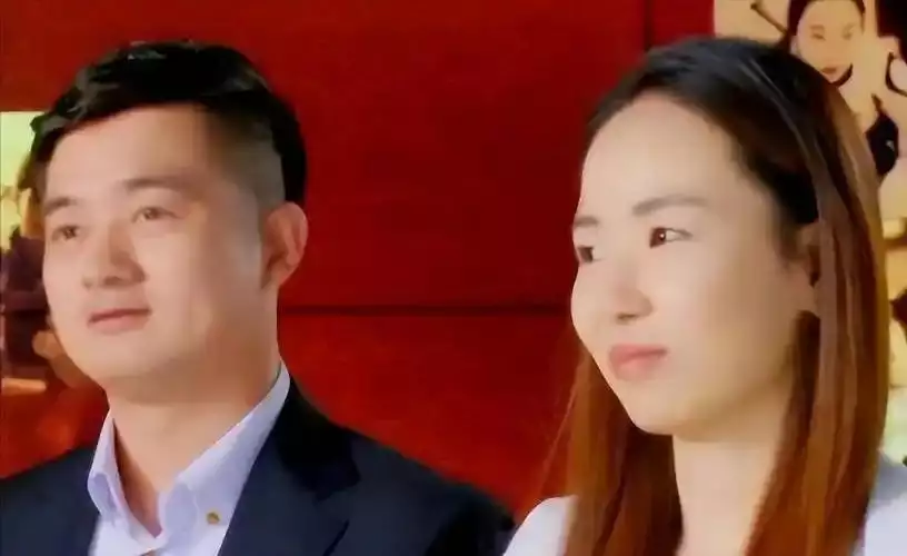 韩国财阀千金:倒追中国名将!不顾反对嫁到上海,结婚13年生二胎03年女警花枪杀丈夫,丈夫临死前跪地求饶,直呼不想女儿失去父亲 韩国财阀千金:倒追中国名将!不顾反对嫁到上海,结婚13年生二胎03年女警花枪杀丈夫,丈夫临死前跪地求饶,直呼不想女儿失去父亲