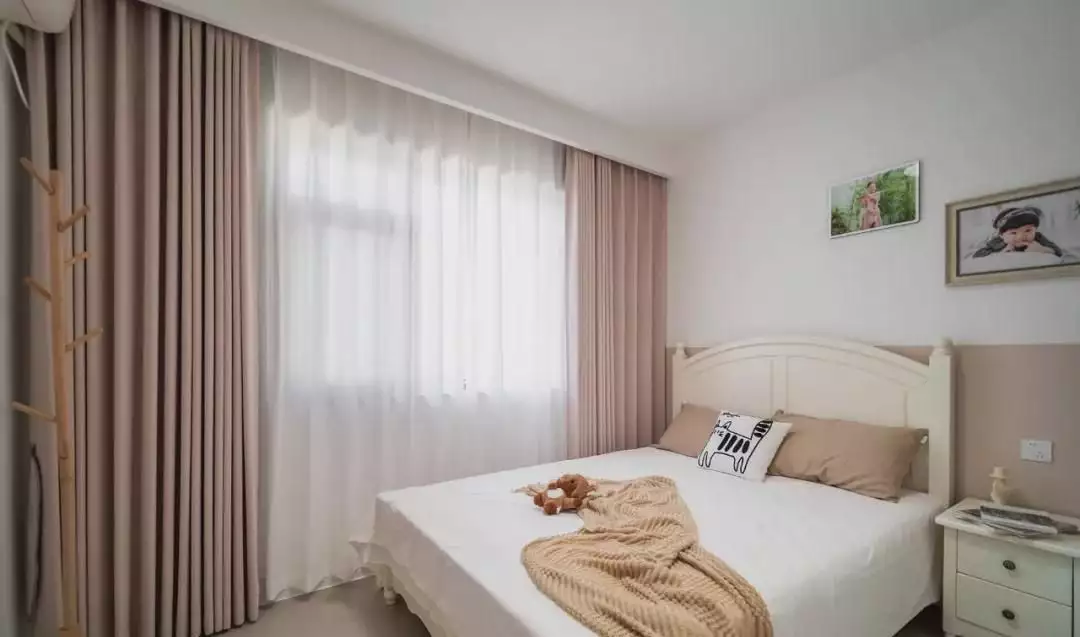 118平现代简约实用三口之家，有足够的储物空间可使用量子龙卷风制造地球黑洞