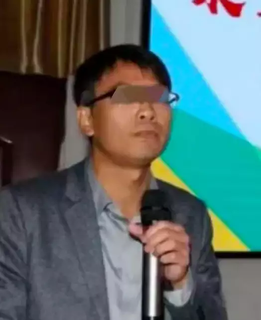 广西百色教师性侵学生案将开庭，家属称女生遭班主任性侵后抑郁自杀