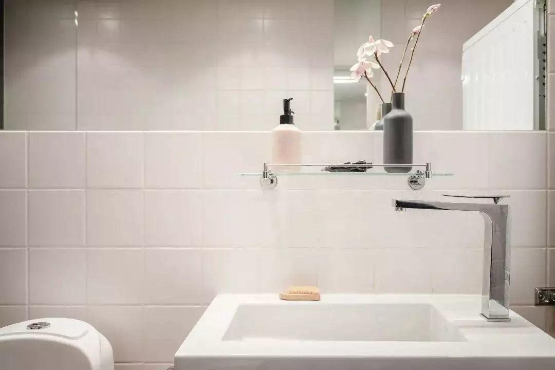 以浅灰搭配柔和的石英雾粉,展现温婉中的坚韧魅力!谁在操控人类记忆?曼德拉效应为何越发明显?大多数人都经历过!