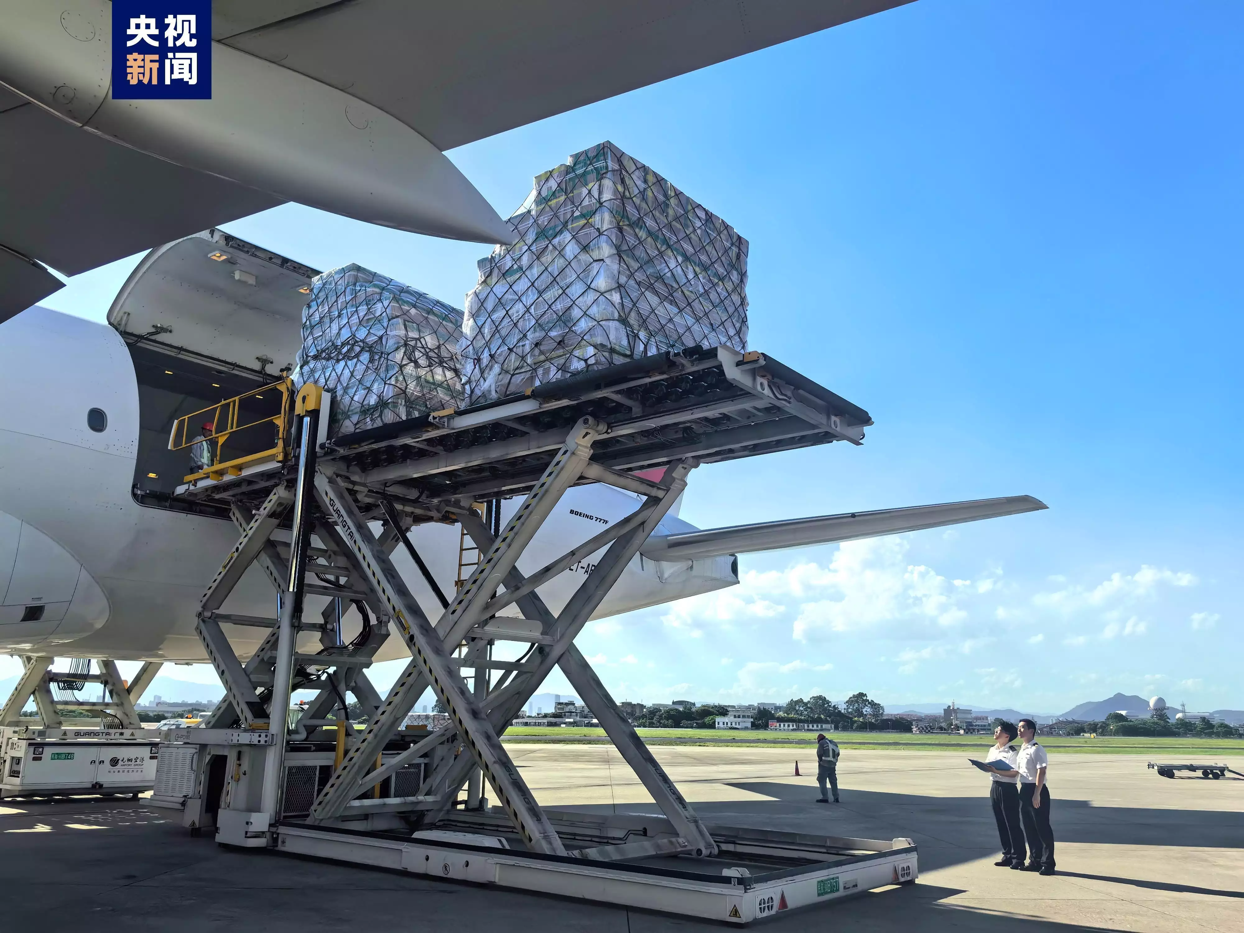 国内首条金砖城市跨境电商空运专线年内出口破1000万件柳舟记:原来全剧隐藏最深的人,不是先太子之子刘淯,而是扮猪吃老虎的她(图2) 国内首条金砖城市跨境电商空运专线年内出口破1000万件柳舟记:原来全剧隐藏最深的人,不是先太子之子刘淯,而是扮猪吃老虎的她(图2)
