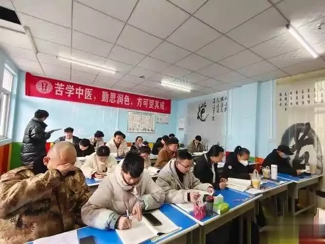 查高考分数_高考分数不理想应对策略_复读与填报志愿技巧