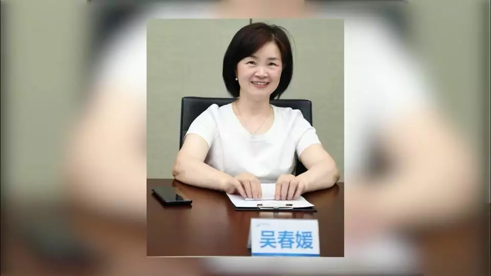 她从护士逆袭到深圳女首富,手握10000项专利,每年赚走苹果100亿他身高不足一米五,21岁升为红军军团长,麾下有一位大将叫粟裕 她从护士逆袭到深圳女首富,手握10000项专利,每年赚走苹果100亿他身高不足一米五,21岁升为红军军团长,麾下有一位大将叫粟裕