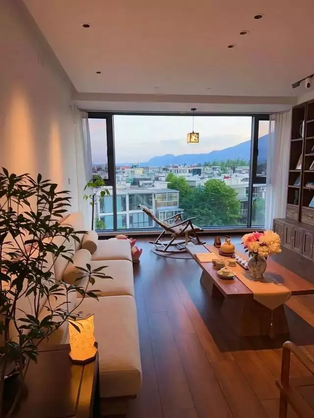 云南女子的家,客厅成网红打卡地,禅意满满,让人一坐就不想走!昌平君是不是秦国相国?他为何要背叛秦国?背后的谜团到底是什么(图2) 云南女子的家,客厅成网红打卡地,禅意满满,让人一坐就不想走!昌平君是不是秦国相国?他为何要背叛秦国?背后的谜团到底是什么(图2)