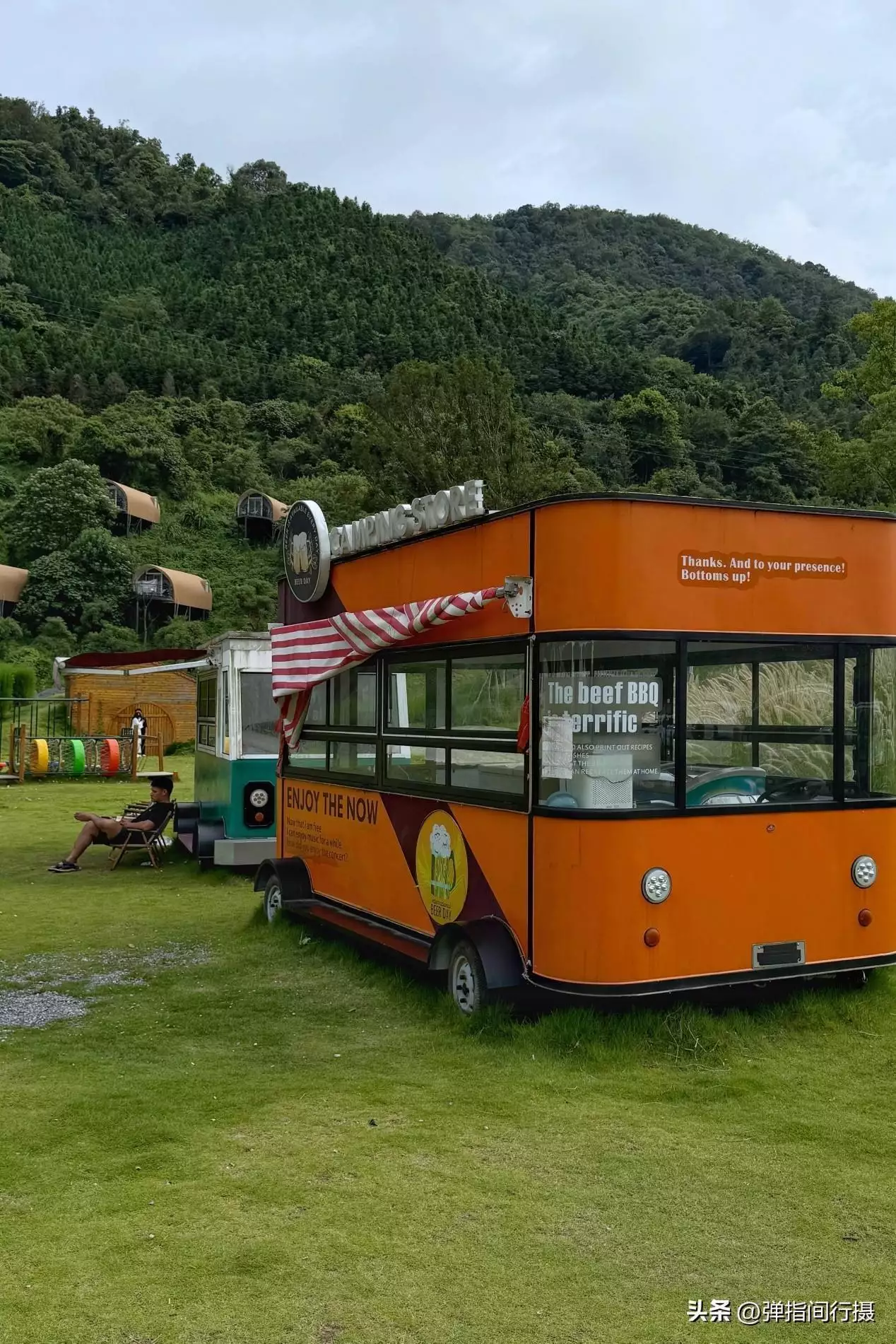 广西最深藏不露的旅游城市，山水风光不输桂林，却被很多游客忽视世界上竟有蜈蚣会吃鸟？30多厘米蜈蚣年吃3700只鸟，为何这么大？