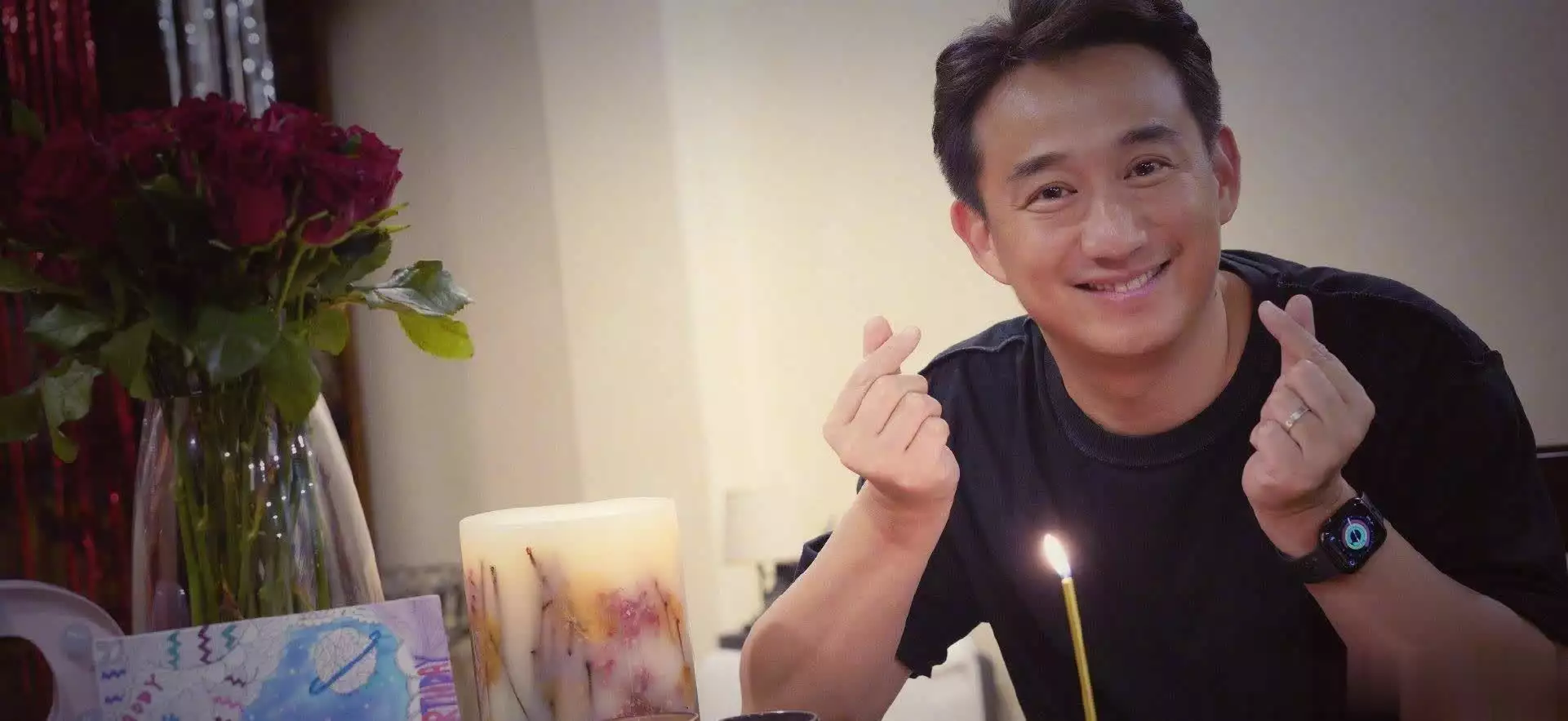 黄磊回应无戏可拍:2年没拍戏,3年没当男主,综艺演戏都停了当命运被背景决定:《宋文帝与袁齐妫的故事》 黄磊回应无戏可拍:2年没拍戏,3年没当男主,综艺演戏都停了当命运被背景决定:《宋文帝与袁齐妫的故事》