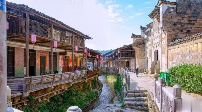 南平旅游攻略景点大全，南平旅游必去十大景点有哪些？看这里！3岁儿子被拐，母亲疯了爷爷喝药去世，22年后儿子从国外回来相认-第8张图片-海南百花岭热带雨林文化旅游区