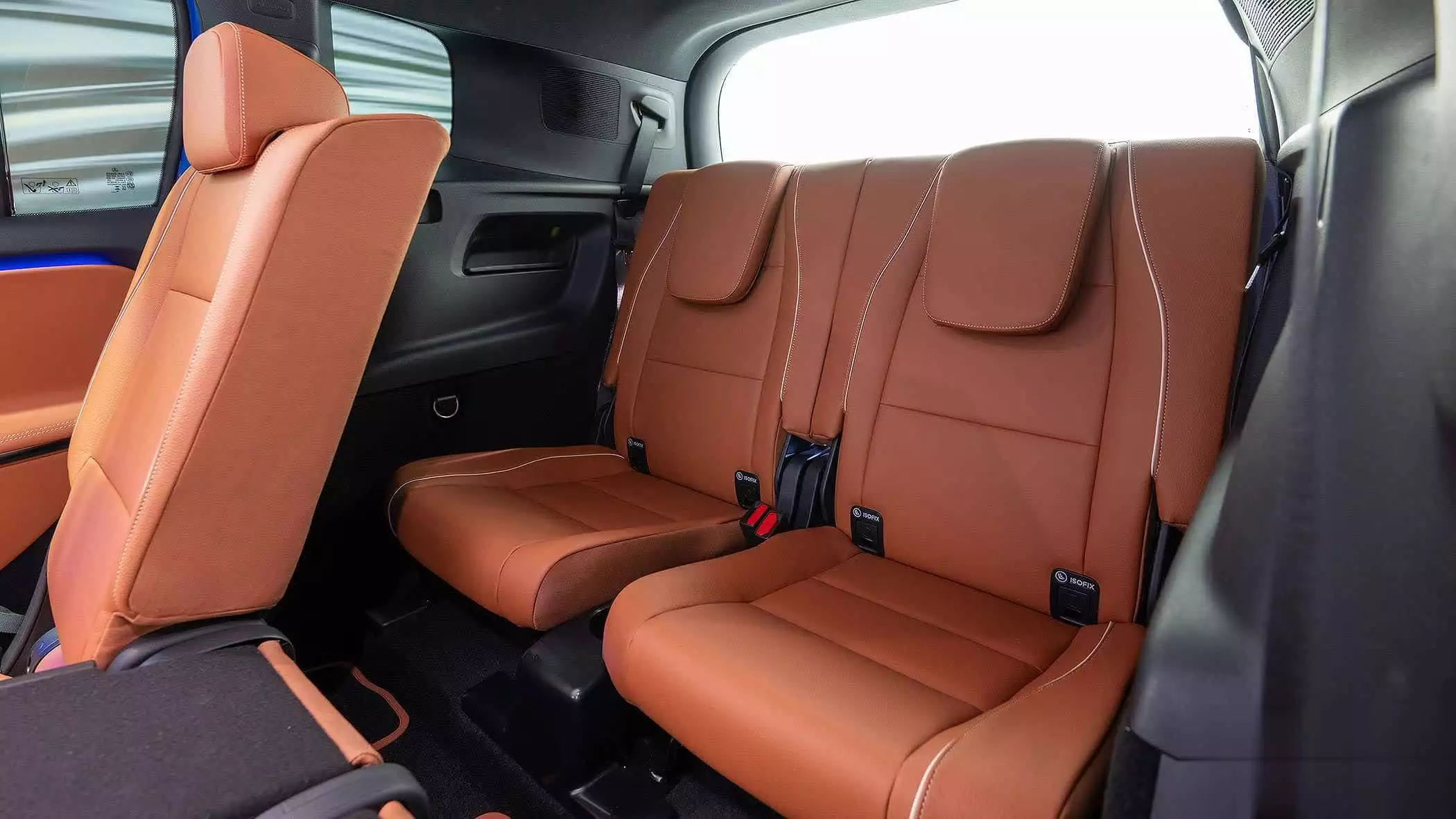 奔驰GLB内饰设计_奔驰轿车型大全和价格_奔驰GLB下一代车型