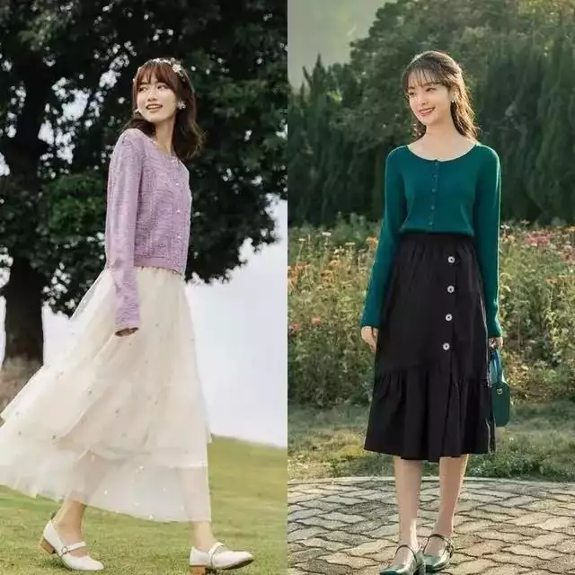 冬季穿“针织衫+半裙”,优雅又迷人!学会3个穿搭技巧轻松变美汪小菲和马筱梅陪小玥儿一起滑冰,网友:大S有这样陪过女儿吗? 冬季穿“针织衫+半裙”,优雅又迷人!学会3个穿搭技巧轻松变美汪小菲和马筱梅陪小玥儿一起滑冰,网友:大S有这样陪过女儿吗?