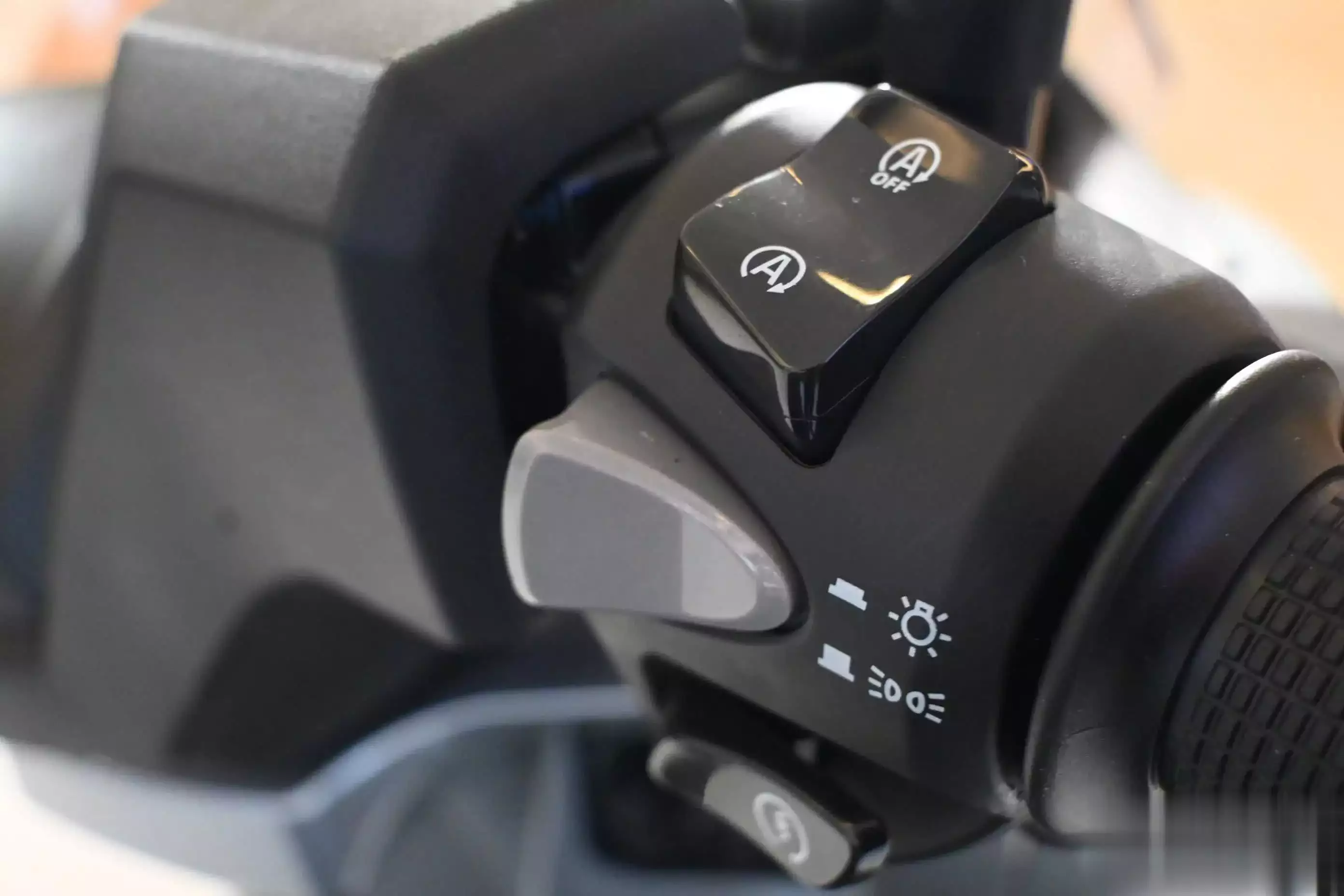 本田150摩托车哪款好_NS150GX豪华探索踏板车_新大洲本田NS150GX