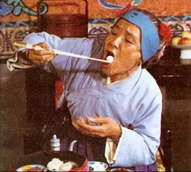 《红楼梦》刘姥姥凭啥能善终?你看她的“两个定位,一种意识”再有钱,也不建议往家里带这三样东西!不是迷信,是老一辈的执念 《红楼梦》刘姥姥凭啥能善终?你看她的“两个定位,一种意识”再有钱,也不建议往家里带这三样东西!不是迷信,是老一辈的执念