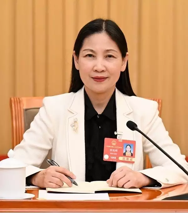 曾传兴百科（曾传政简介）法制教育内容，