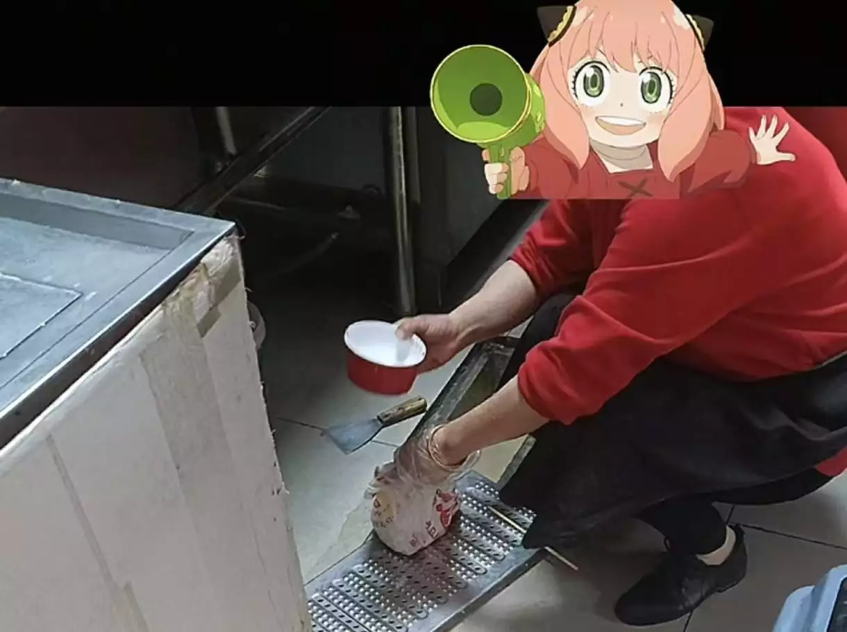 满满干货（餐饮下水道清污用什么快）饭店餐具清洗挣钱吗，店员用餐具清理下水道！山西一餐饮公司回应→联合国评出世界“十大美食之都”，中国独占6个，有你家乡吗？，餐具，