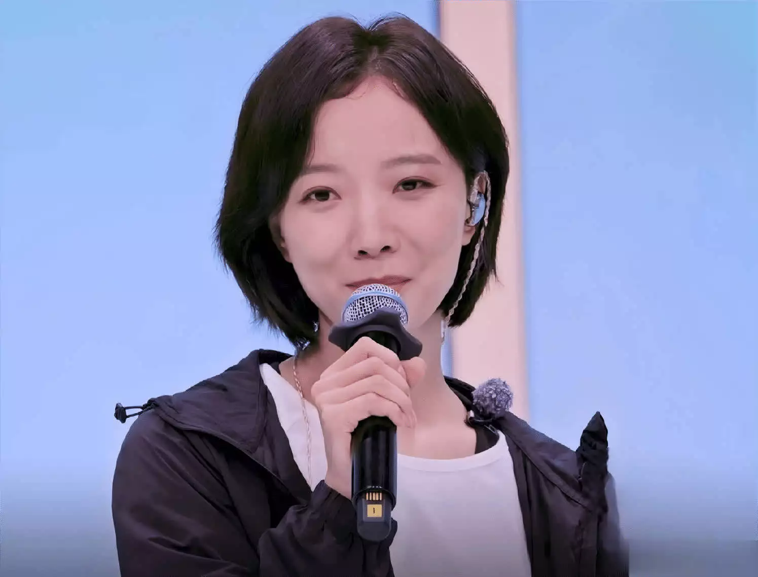 王珞丹祝绪丹五公小考难听?网友:想下载当闹铃,评论超幽默 1952年小兴安岭女匪首逃进深山老林,30年后被发现,为何她能存活(这都可以)