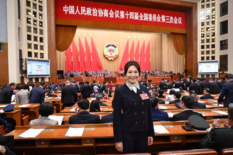 翟美卿八字（瞿美卿资料）心理健康教育，