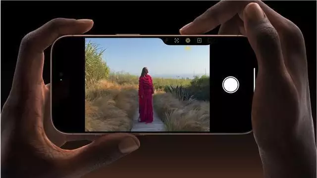 干货分享（苹果商店崩溃了吗知乎）苹果商店崩溃了吗怎么办，苹果商店崩了：iPhone16ProMax秒没 消费者兴趣强烈风向逆转！史女士犀利回怼向太身体大屁股粗被喷，网友：自作自受，菜鸟驿站真的不怕投诉吗，10个红包10句情话，