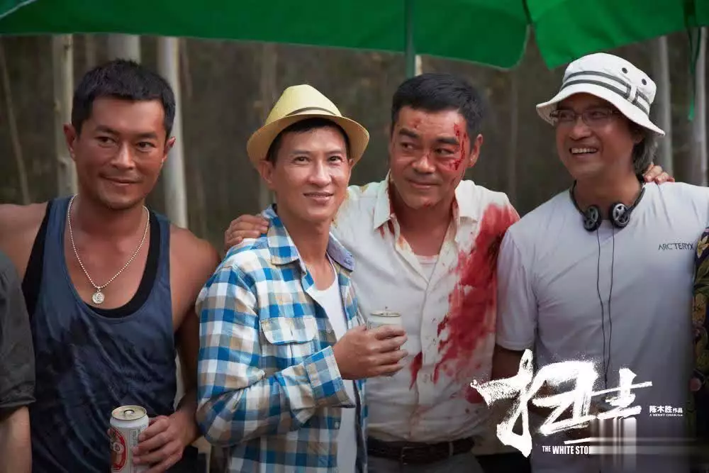 票房破纪录，评分15年最高！看完《破地狱》我想说香港电影有救2019年内蒙古“黑老大”易连峰调戏神秘美女，不料踢到铁板遭覆灭