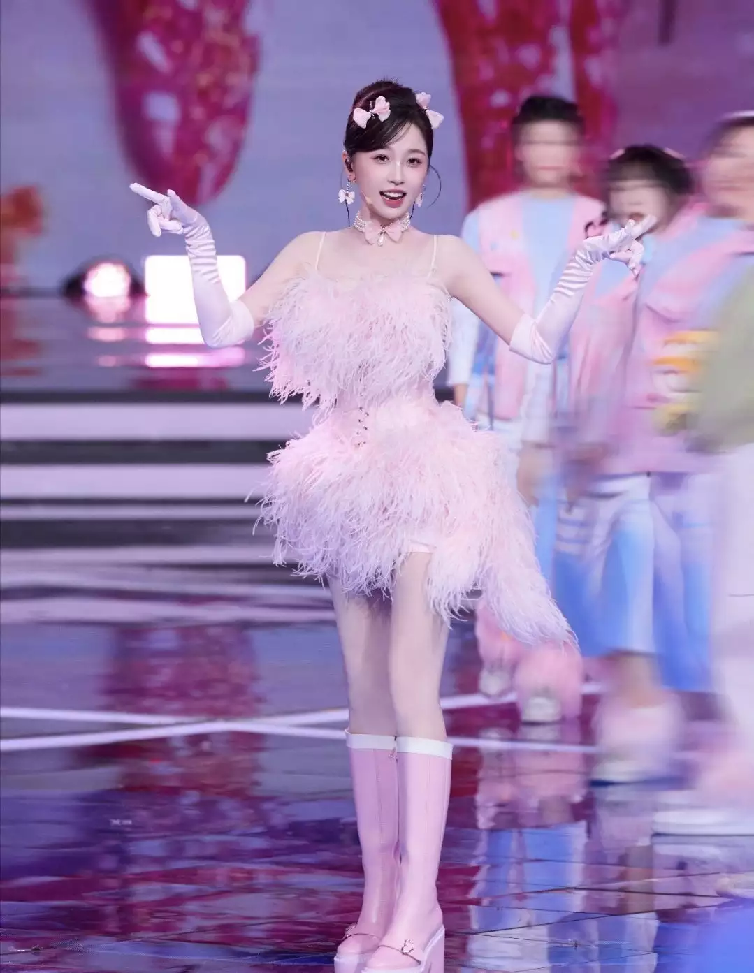 虞書欣于2025北京臺春晚演繹《在干嘛呀》，超甜舞臺速來感受播報(bào)文章