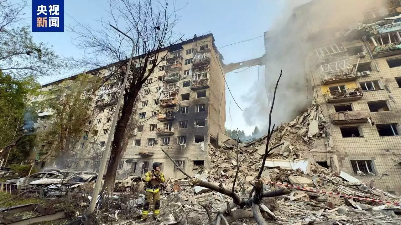 乌克兰基辅遭袭 已致14人死亡  老街华纳万宝路公司微信15906916821