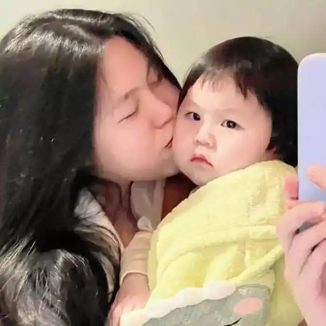 两千万网红上央视打滚撒野,一岁就开始赚钱,至今还没有上幼儿园原创慈禧从北京一路逃往西安,护卫都没带,为何一路黑白通吃,没人敢惹?( 两千万网红上央视打滚撒野,一岁就开始赚钱,至今还没有上幼儿园原创慈禧从北京一路逃往西安,护卫都没带,为何一路黑白通吃,没人敢惹?(