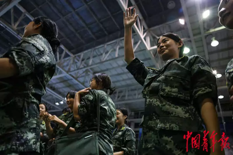 武警工程大学过肩摔教学_武警工程大学擒敌技术_武警工程大学2026年录取分数线