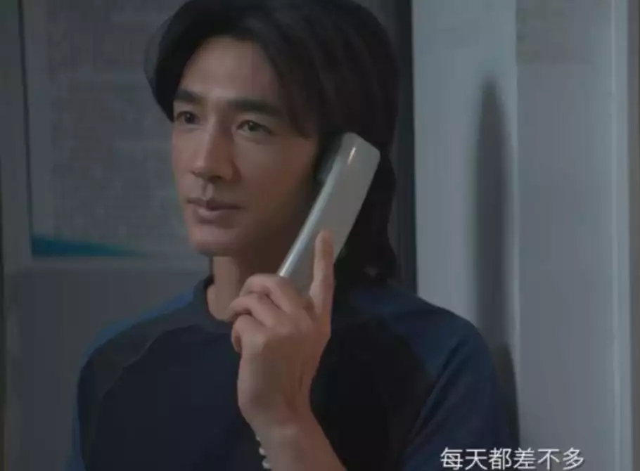 赌王千金演技大挑战,亿元票房成笑谈,娱乐圈钱真不好赚?金城战役前,有人提反对意见,许世友:搞小动作,违反组织原则 赌王千金演技大挑战,亿元票房成笑谈,娱乐圈钱真不好赚?金城战役前,有人提反对意见,许世友:搞小动作,违反组织原则