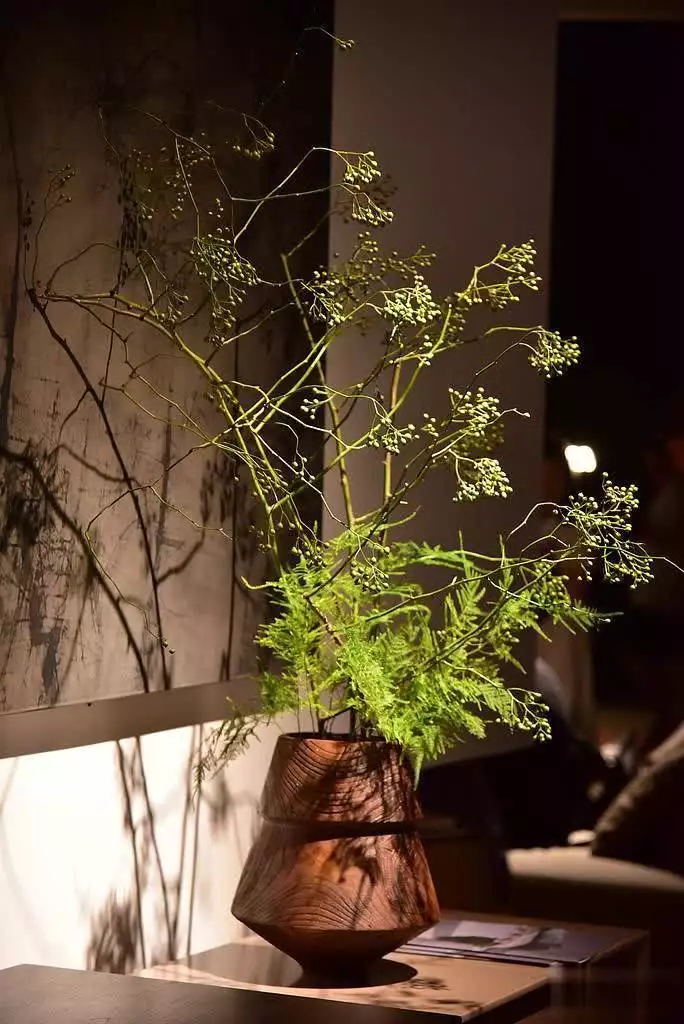 新中式禅意家居:静谧雅致的东方韵味不是夫妻,她却和他相伴41载,被嘲笑自找麻烦,她说:多了个亲人(图3) 新中式禅意家居:静谧雅致的东方韵味不是夫妻,她却和他相伴41载,被嘲笑自找麻烦,她说:多了个亲人(图3)