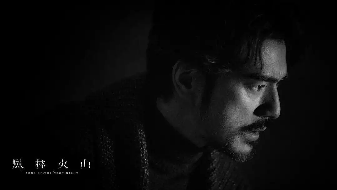 金城武拍完就“消失”，新电影《风林火山》预计年底上映男子晒20年前照片和近期对比照引关注，容貌变化太惊人