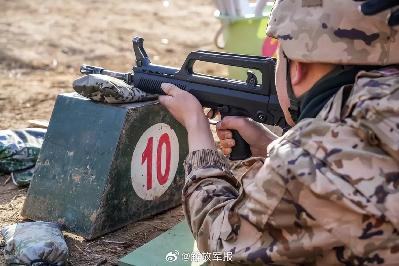 靶场硝烟浓!武警新兵进行实弹射击考核赵盼儿又不是柳如是,一个歌姬还永不当妾!当妾你都高攀了 靶场硝烟浓!武警新兵进行实弹射击考核赵盼儿又不是柳如是,一个歌姬还永不当妾!当妾你都高攀了