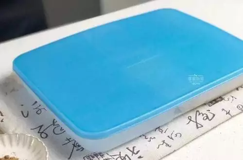 陕西蘸水面的正宗做法,面条筋道,酸香味美,上桌汤都不剩下!女子救下猫头鹰,竟成超级粘人精?走到哪跟到哪,网友:你被认定了! 陕西蘸水面的正宗做法,面条筋道,酸香味美,上桌汤都不剩下!女子救下猫头鹰,竟成超级粘人精?走到哪跟到哪,网友:你被认定了!