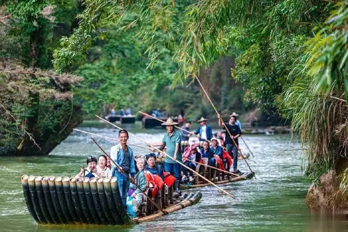 南平旅游攻略景点大全，南平旅游必去十大景点有哪些？看这里！3岁儿子被拐，母亲疯了爷爷喝药去世，22年后儿子从国外回来相认-第3张图片-海南百花岭热带雨林文化旅游区