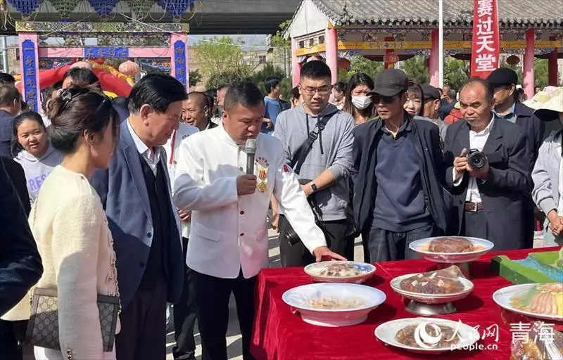 感受舌尖上的青海 “一城一味”非遗老八盘美食节开幕好团圆：高平被骗了！出国留学居然是个局，李书彻底沦为牺牲品-第4张图片-特色小吃