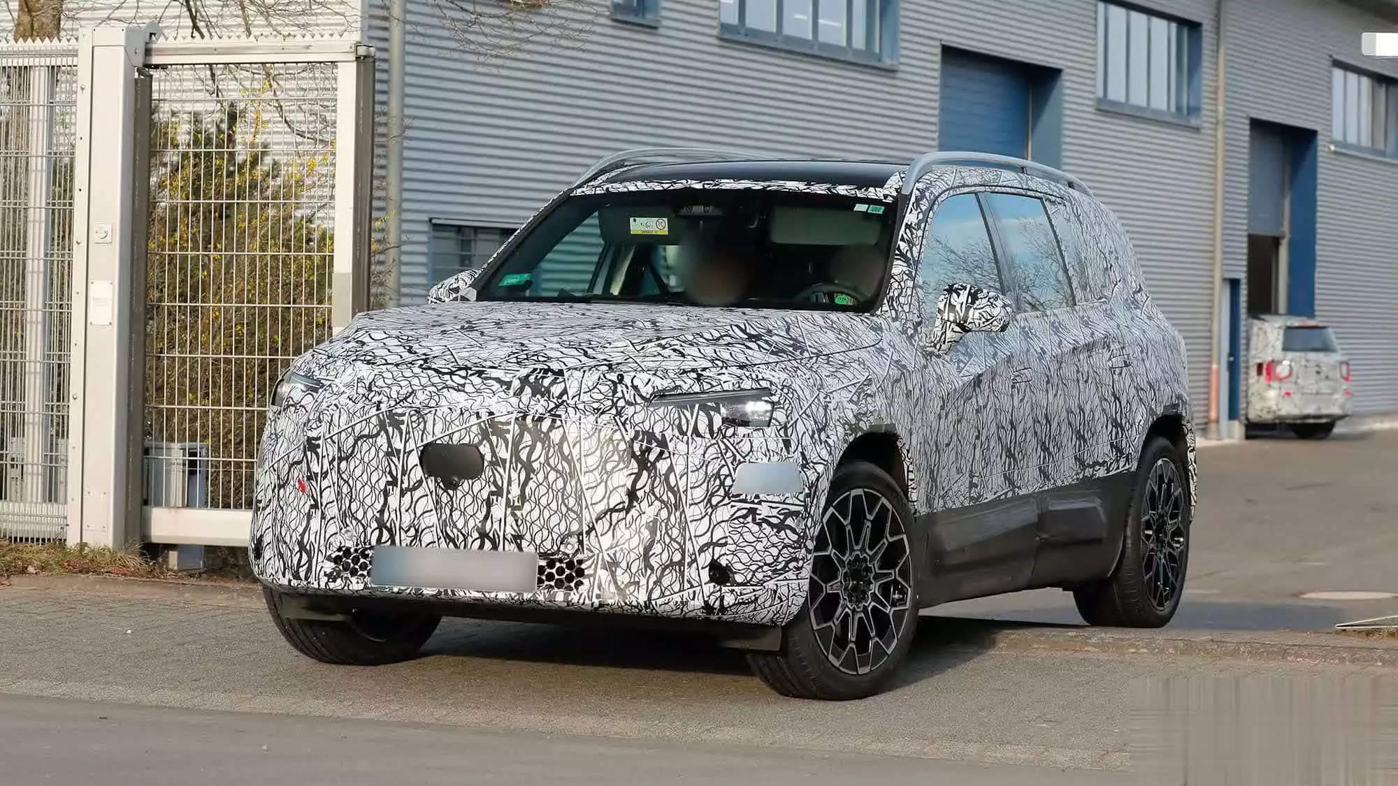 奔驰GLB内饰设计_奔驰GLB下一代车型_奔驰轿车型大全和价格