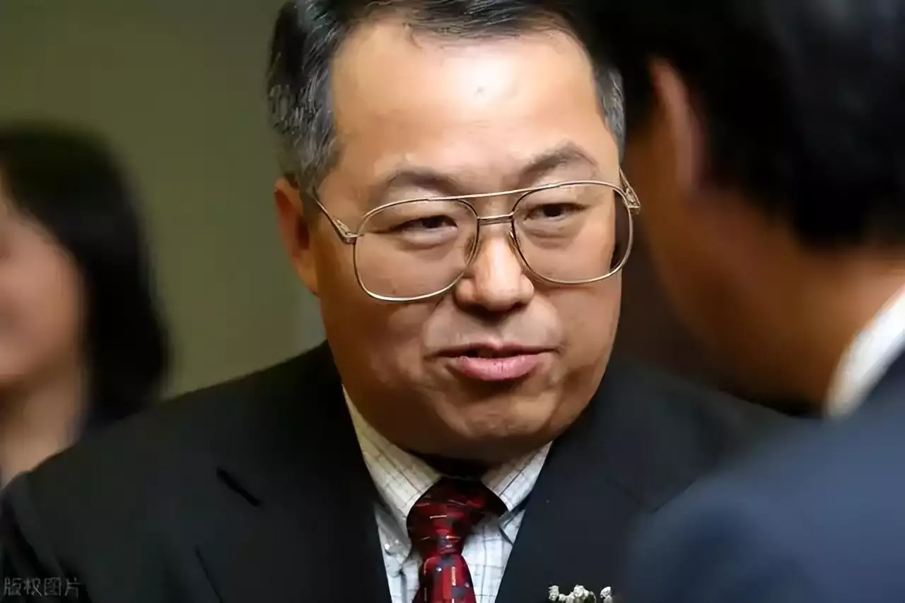 郎咸平:荣登作家富豪榜、背负20年的骂名、财经节目的一股清流陈毅的代号是501,华东野战军其他6位首长的代号是多少? 郎咸平:荣登作家富豪榜、背负20年的骂名、财经节目的一股清流陈毅的代号是501,华东野战军其他6位首长的代号是多少?
