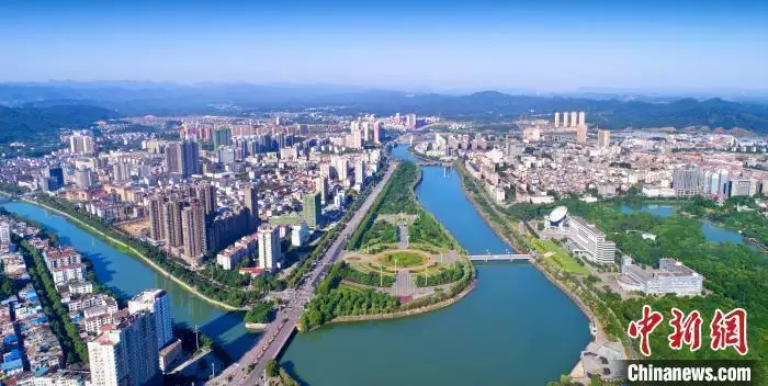 “华中康养地”湖北咸宁：大健康产业成势见效宝宝半夜醒来“爸爸你压着妈妈干什么”随后妈妈的回答，值得称赞