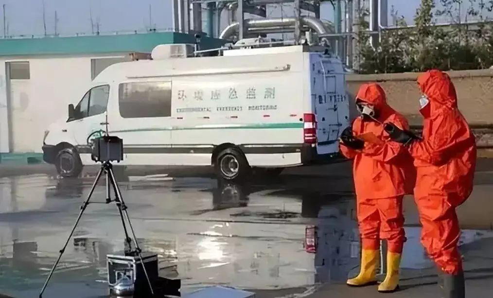 图片[2]-全汉字车牌上路路人报警，交警竟称这个真管不了！-团络网