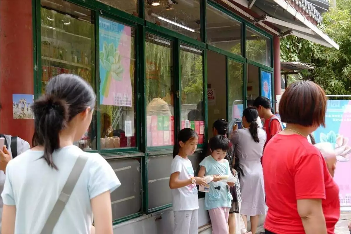幼儿园家长行为对老师影响_幼儿园接送孩子_家长如何避免惹老师生气