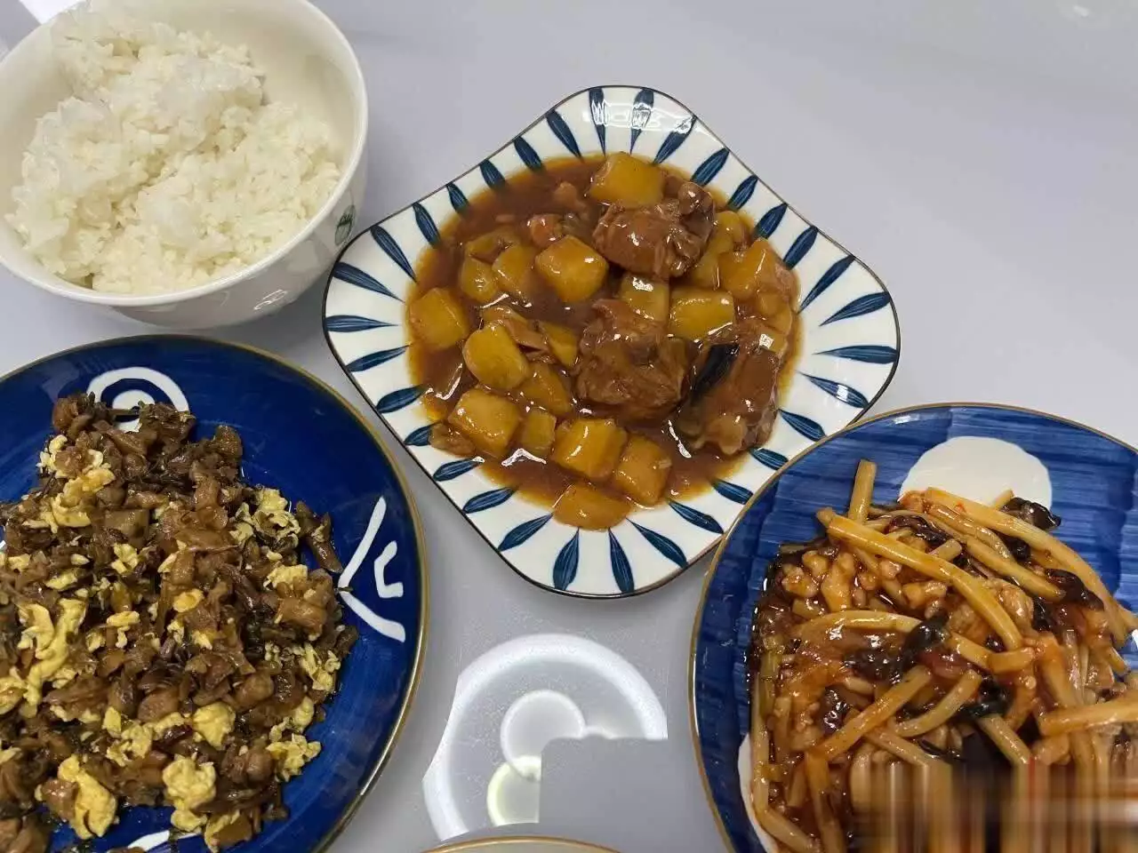 青岛一家三口的午餐,晒朋友圈火了,网友:好想有个这样的妈!作恶越多,人缘越好?为何英国侵略全世界,却基本不被痛恨(二) 青岛一家三口的午餐,晒朋友圈火了,网友:好想有个这样的妈!作恶越多,人缘越好?为何英国侵略全世界,却基本不被痛恨(二)