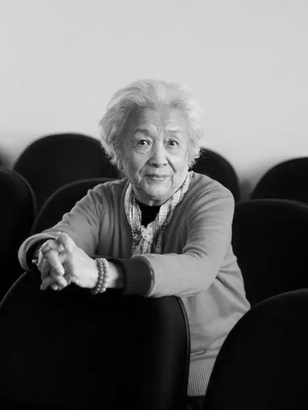青春不老，芳华永存！表演艺术家谢芳逝世辽宁惊现一神童，出生三年不曾说话，半夜开口竟吓得父母直接搬家