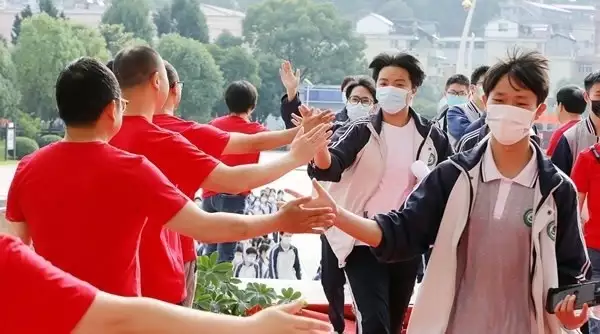 高考生必看!浙江高考帮为你提供最优质服务,助你圆梦大学!古人坑儿子有一套,李隆基抢走儿媳妇,刘邦差点害死儿子! 高考生必看!浙江高考帮为你提供最优质服务,助你圆梦大学!古人坑儿子有一套,李隆基抢走儿媳妇,刘邦差点害死儿子!