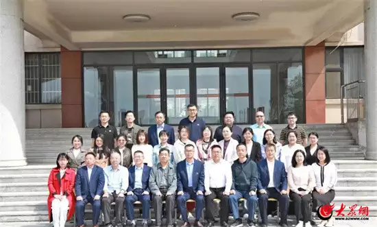 关于潍坊行知学校2024年复读招生的说明太平天国最开明王爷洪仁玕,天京沦陷时逃出生天,后在江西被擒杀 关于潍坊行知学校2024年复读招生的说明太平天国最开明王爷洪仁玕,天京沦陷时逃出生天,后在江西被擒杀