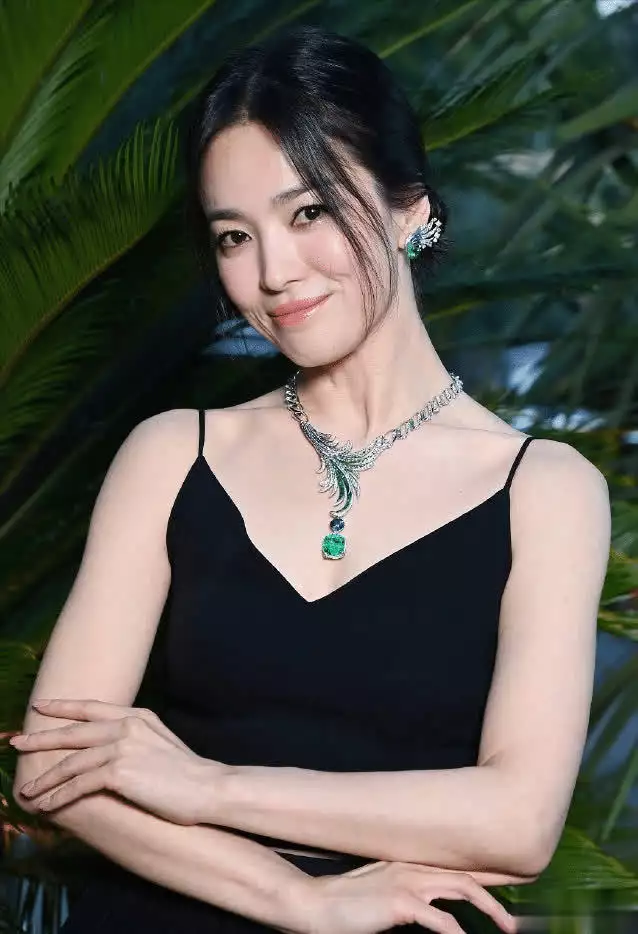 42岁宋慧乔近照状态无敌,皮肤紧致眼神明亮,网友感慨走出来了免疫年龄≠生理年龄 或许免疫细胞比你更了解身体的“真实年龄”! 42岁宋慧乔近照状态无敌,皮肤紧致眼神明亮,网友感慨走出来了免疫年龄≠生理年龄 或许免疫细胞比你更了解身体的“真实年龄”!