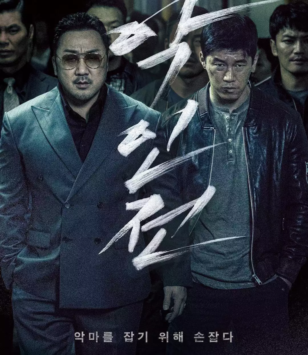 “最美港姐”李嘉欣，被美貌耽误的女演员，想拍戏奈何被评为“花瓶”中国一场败仗，上万士兵尸体一夜消失，多年后离奇多了“一层塔”
