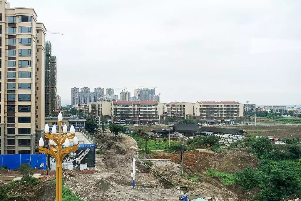 建筑学家直言：买房牢记“买三不买二”，基本不会选错楼层奉劝兄弟姐妹多的中年朋友，即使你条件再好，也不要独自赡养父母