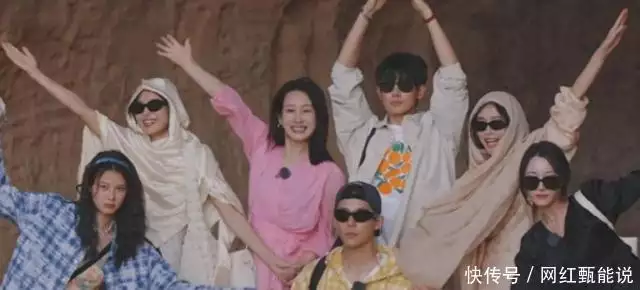 胡歌刘诗诗合体上综艺,两人穿衣打扮太朴素,素颜出镜男帅女美高级外星文明到底在哪?人类可能生活在他们创造的虚拟世界里! 胡歌刘诗诗合体上综艺,两人穿衣打扮太朴素,素颜出镜男帅女美高级外星文明到底在哪?人类可能生活在他们创造的虚拟世界里!