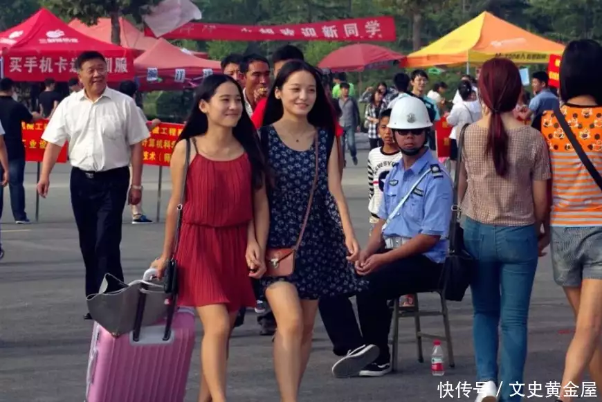 “爸妈,别送我了,丢人”大一新生开学,你会送他去学校吗?89岁德国“螺丝大王”宣布退休,孙辈接棒家族“隐形冠军”! “爸妈,别送我了,丢人”大一新生开学,你会送他去学校吗?89岁德国“螺丝大王”宣布退休,孙辈接棒家族“隐形冠军”!