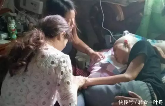 2018年,四川男孩喝百草枯,临终前想见妈妈一眼,结局如何?其实,在以下时刻男人不愿意帮你,就是假爱 2018年,四川男孩喝百草枯,临终前想见妈妈一眼,结局如何?其实,在以下时刻男人不愿意帮你,就是假爱